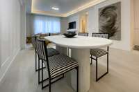 living - 100m² apartment for rent in Recoletos, Madrid - gallery thumbnail - 7