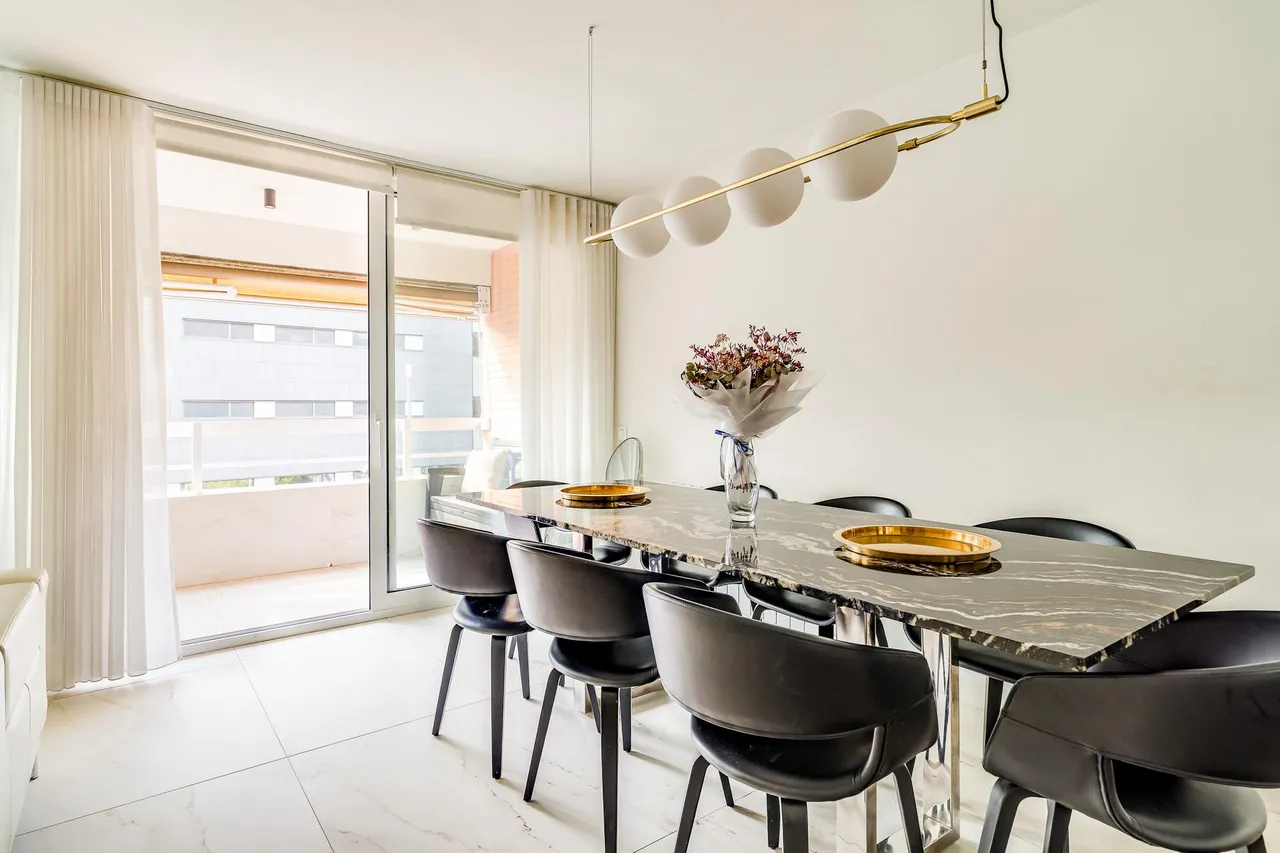 living - Piso de 137m² en venta en Les Corts, Barcelona - gallery - 6