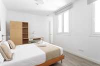 living - 93m² apartment for rent in Sol, Madrid - gallery thumbnail - 8