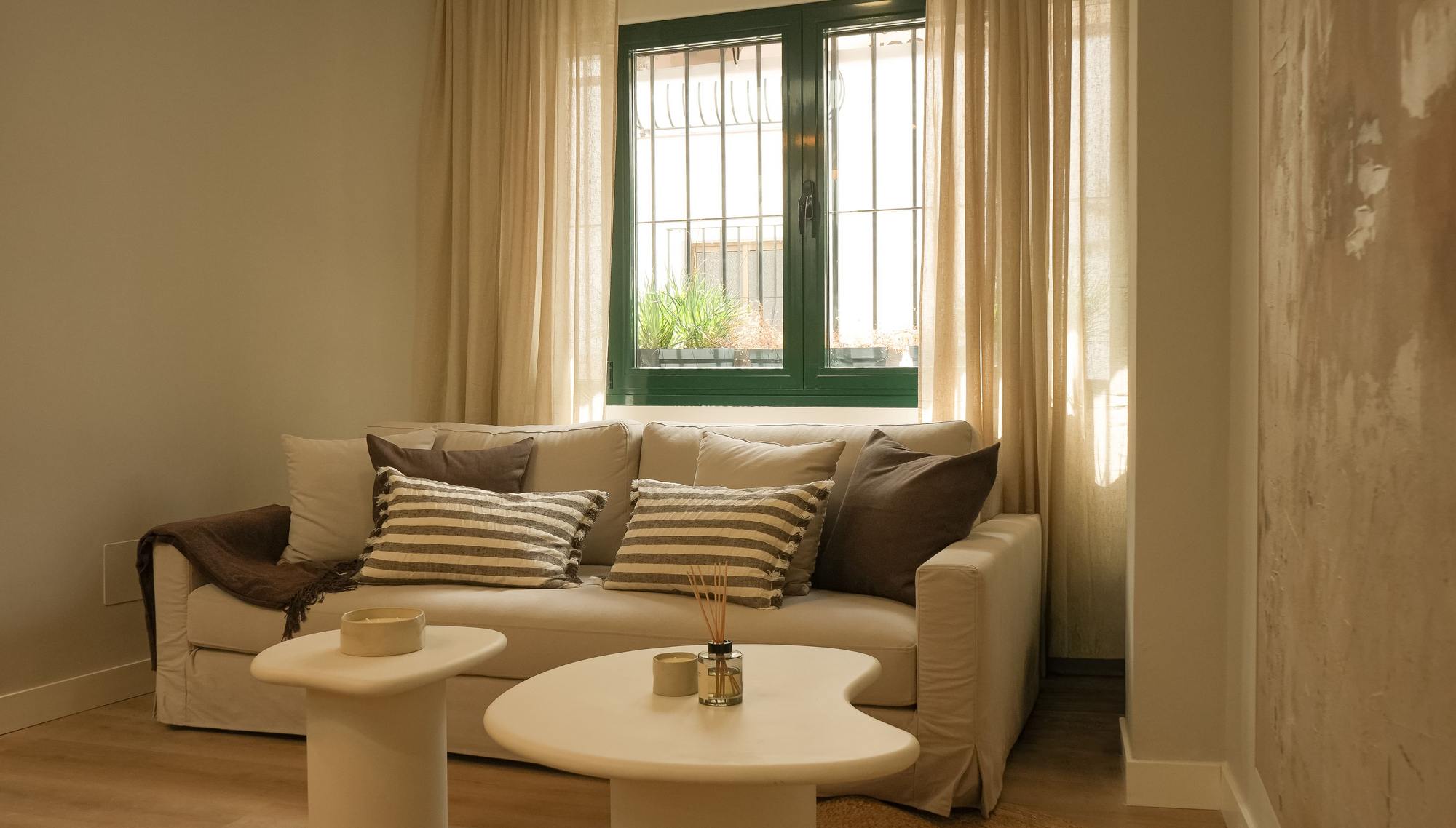 living - Casa / villa de 135m² con 28m² terraza en venta en Estepona Centro - gallery - 4
