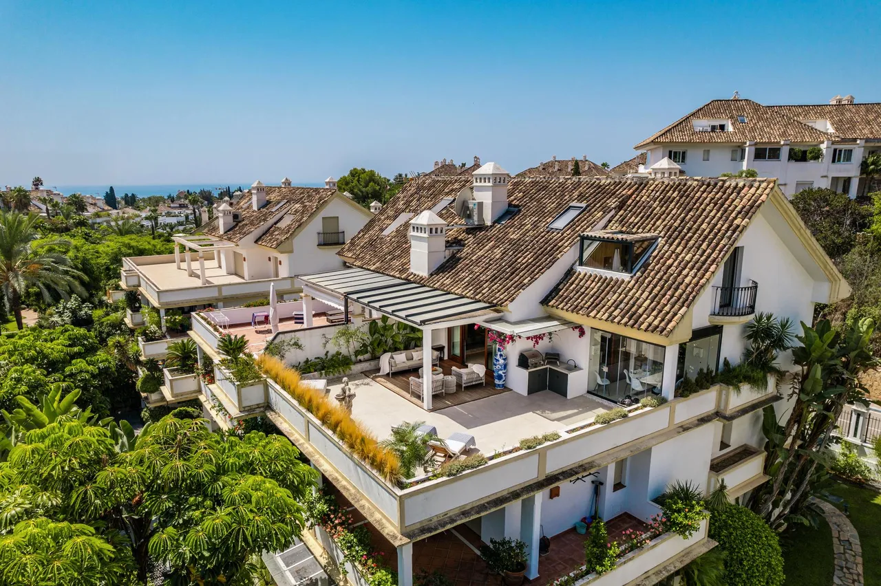 living - 276m² penthouse with 114m² terrace for sale in Nagüeles - gallery - 6