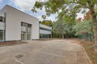 logistics - Light Industrial Premises / Offices For Rent - gallery thumbnail - 1