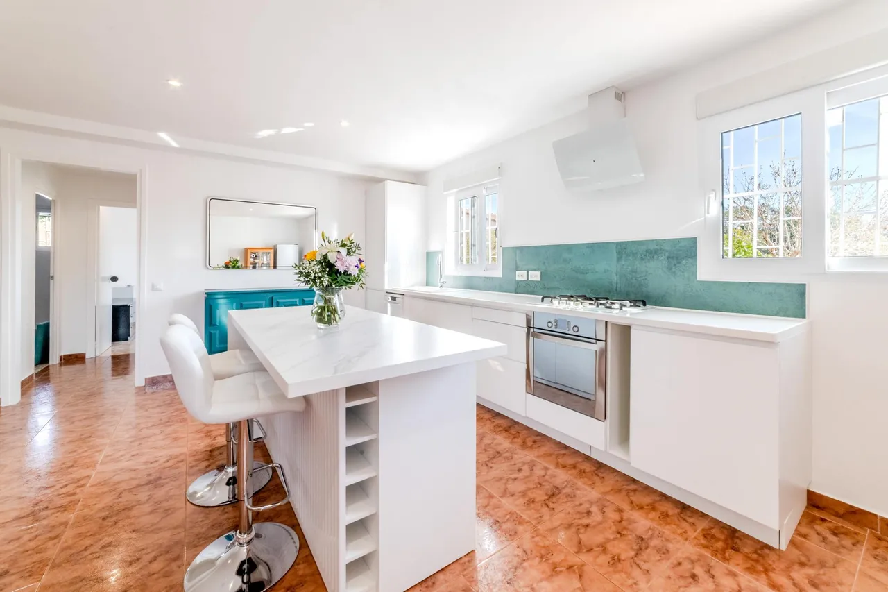 living - 191m² house / villa with 39m² terrace for sale in Olivella - gallery - 4
