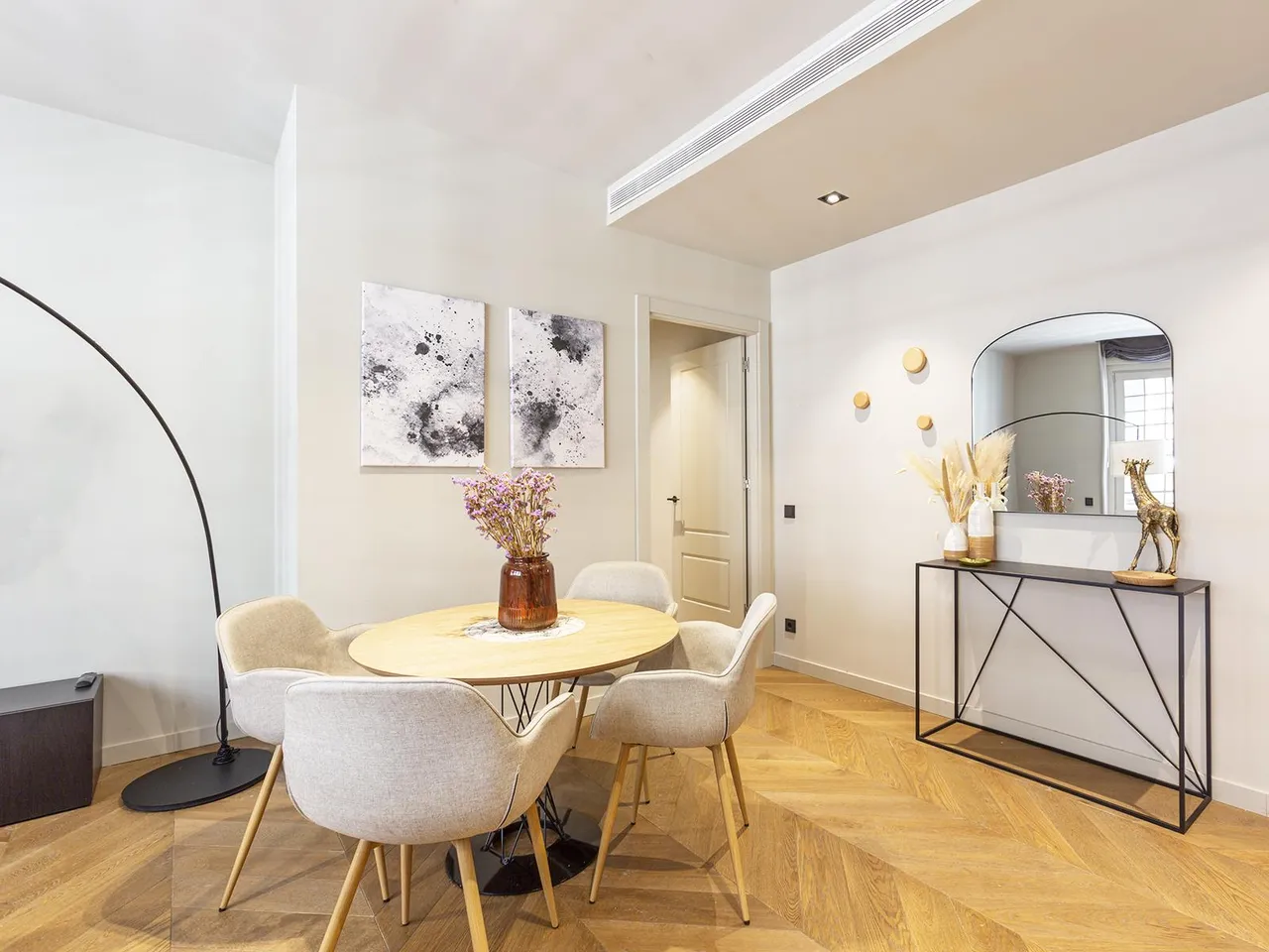 living - 85m² apartment for sale in El Born, Barcelona - gallery - 8