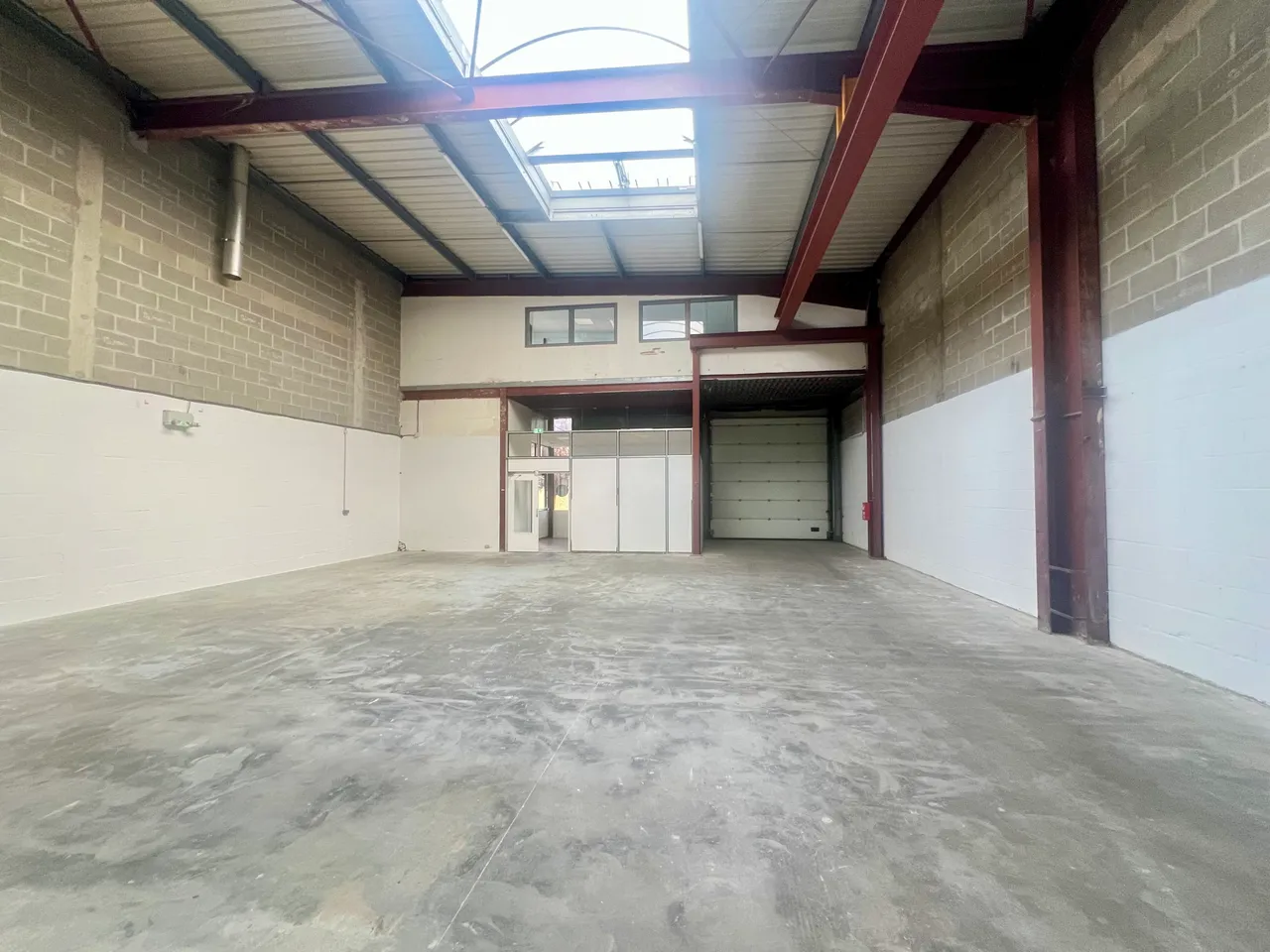 logistics - Activités / Bureaux À Louer - gallery - 2