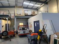 logistics - Light Industrial Premises / Offices For Rent - gallery thumbnail - 3