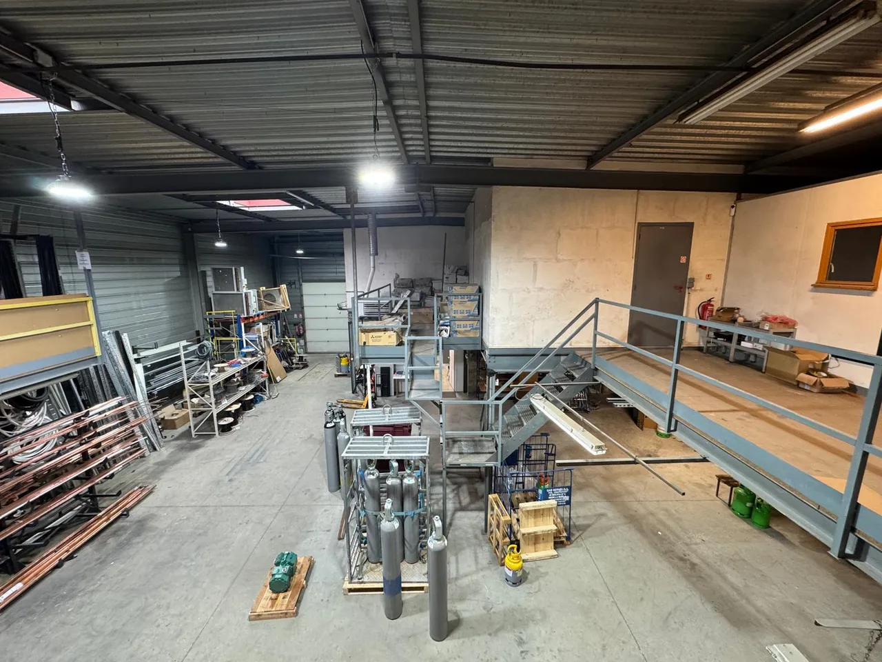 logistics - Warehouse / Offices For Rent - gallery - 7