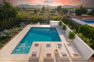 living - Casa / villa de 370m² en venta en Santa Eulalia - featured