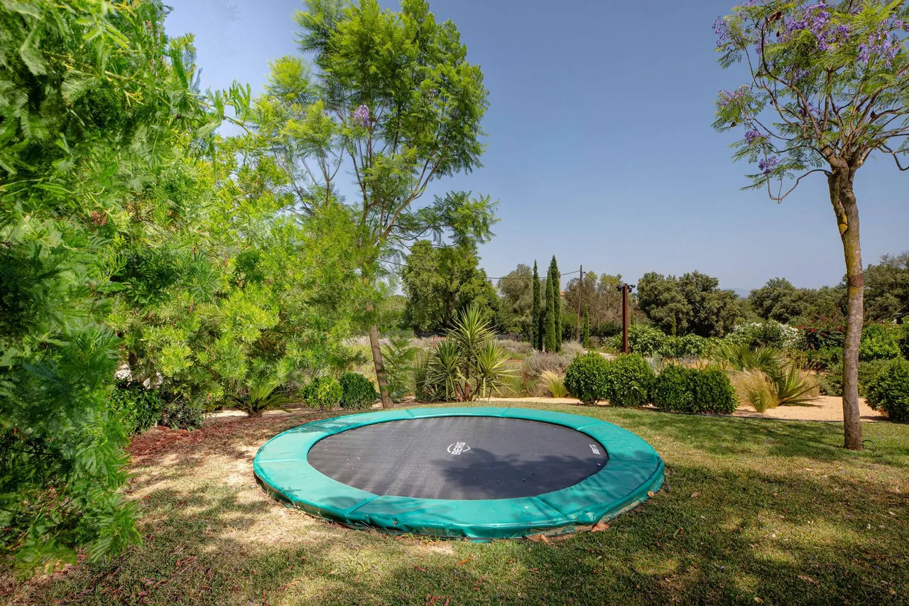 living - Casa rural de 657m² en venta en Baix Empordà, Girona - gallery - 8