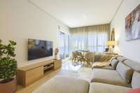 living - Piso de 60m² en alquiler en Sanchinarro, Madrid - gallery thumbnail - 2
