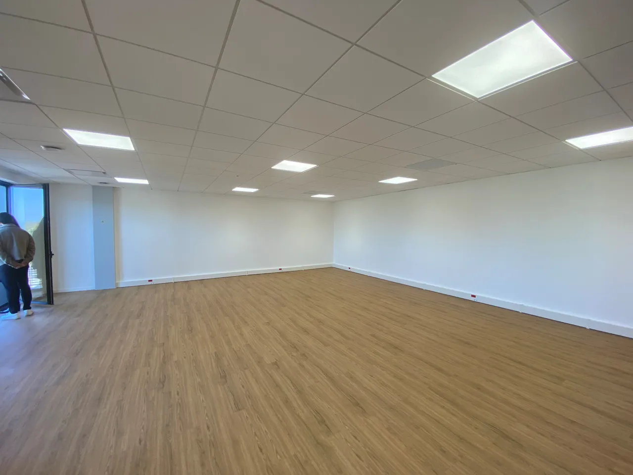 logistics - Activités / Bureaux À Louer - gallery - 9