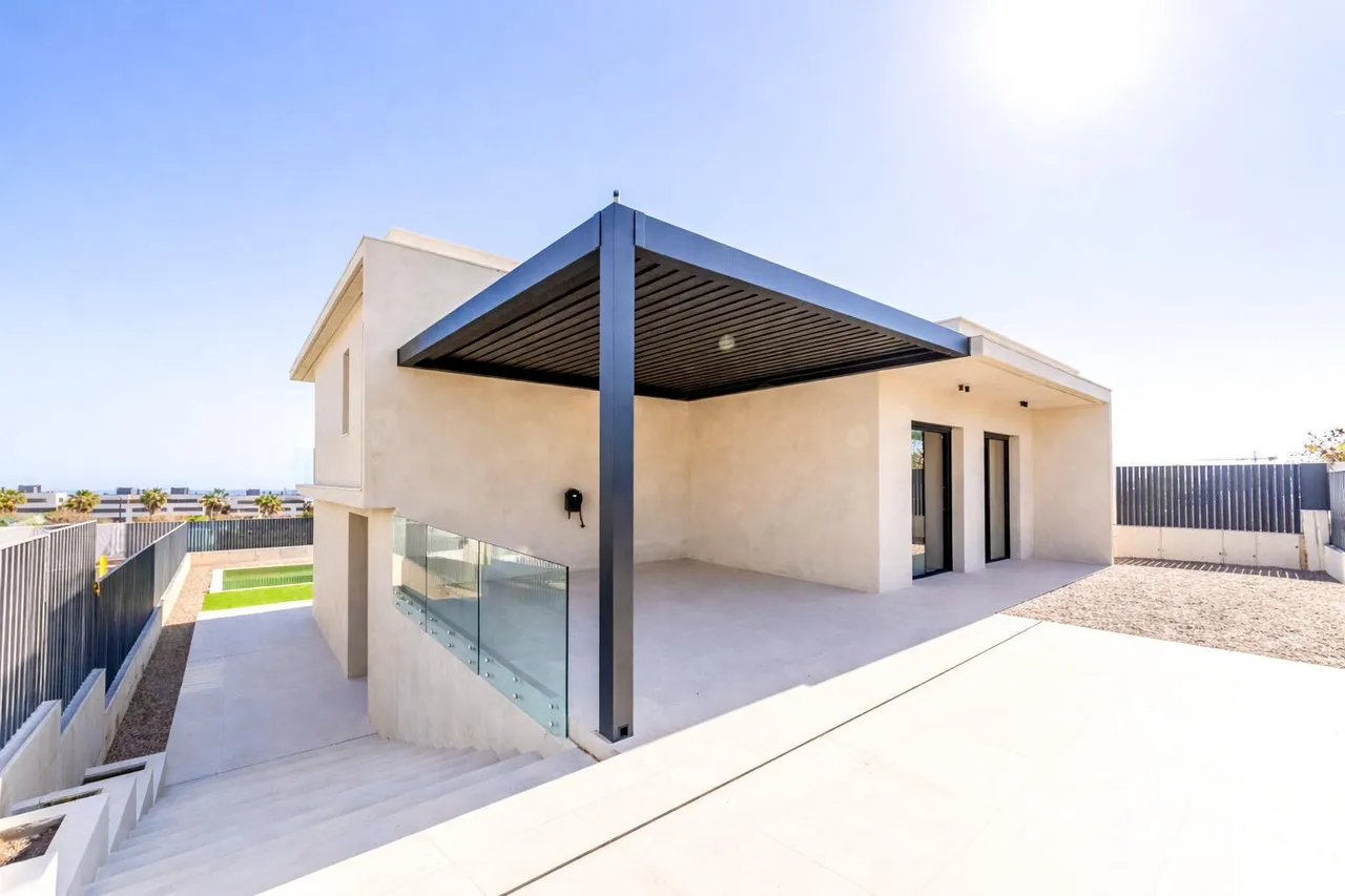 living - Casa / villa de 305m² en venta en La Plana, Barcelona - gallery - 6