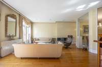 living - Piso de 398m² con 30m² terraza en venta en El Pla del Remei - gallery thumbnail - 9