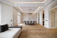 living - Piso de 275m² con 7m² terraza en venta en Eixample Derecho - gallery thumbnail - 1