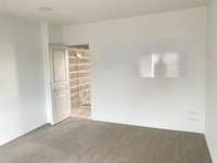 logistics - Activités / Bureaux À Louer - gallery thumbnail - 8
