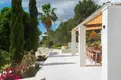 living - Casa / villa de 239m² en venta en San Antonio - gallery thumbnail - 2