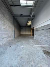 logistics - Light Industrial Premises / Offices For Rent - gallery thumbnail - 3