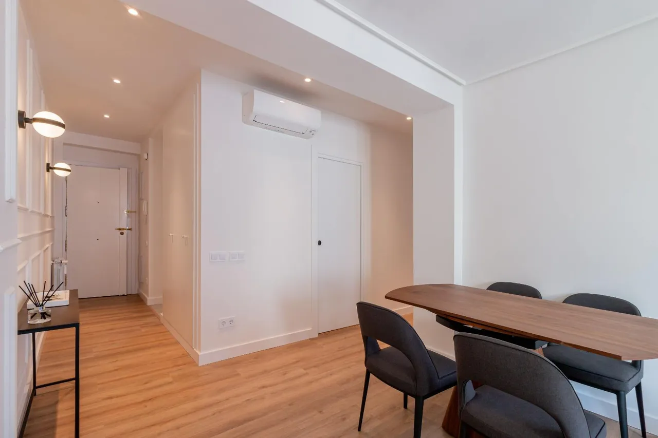 living - 85m² apartment for rent in Ibiza, Madrid - gallery - 5