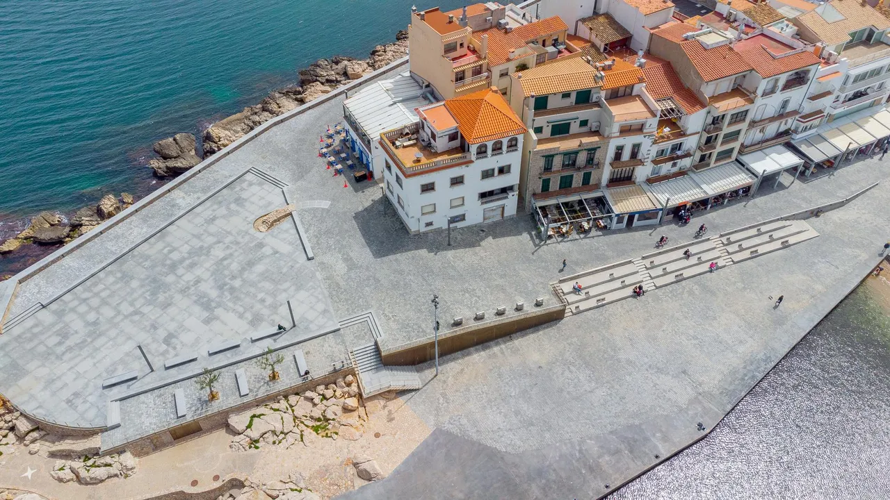 living - Casa / villa de 469m² en venta en L'Escala, Costa Brava - gallery - 2