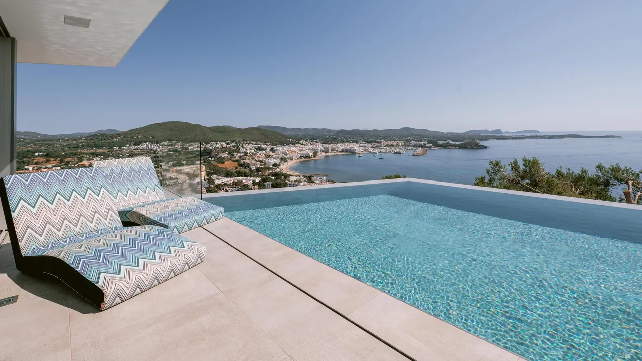 living - 1,013m² house / villa for sale in Santa Eulalia - gallery - 2