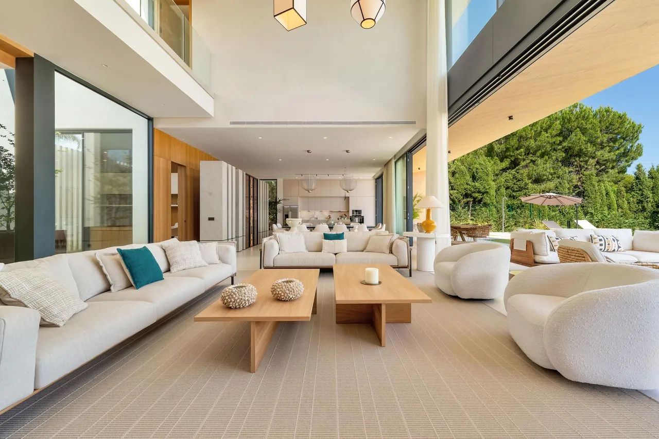living - Casa / villa de 1,057m² con 800m² de jardín en venta en Guadalmina - gallery - 4