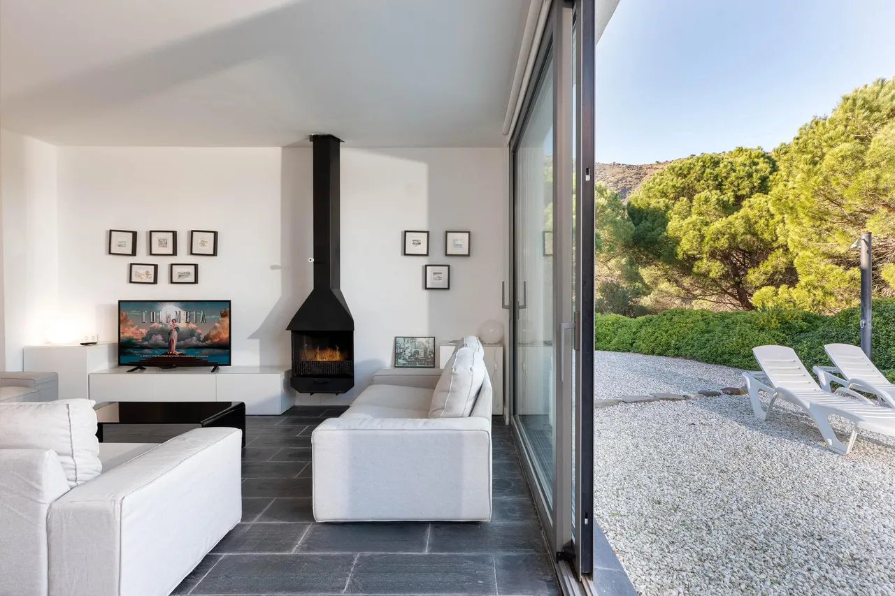 living - Casa / villa de 241m² en venta en El Port de la Selva - gallery - 9