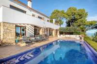 living - 322m² house / villa for sale in Sa Riera, Costa Brava - gallery thumbnail - 2