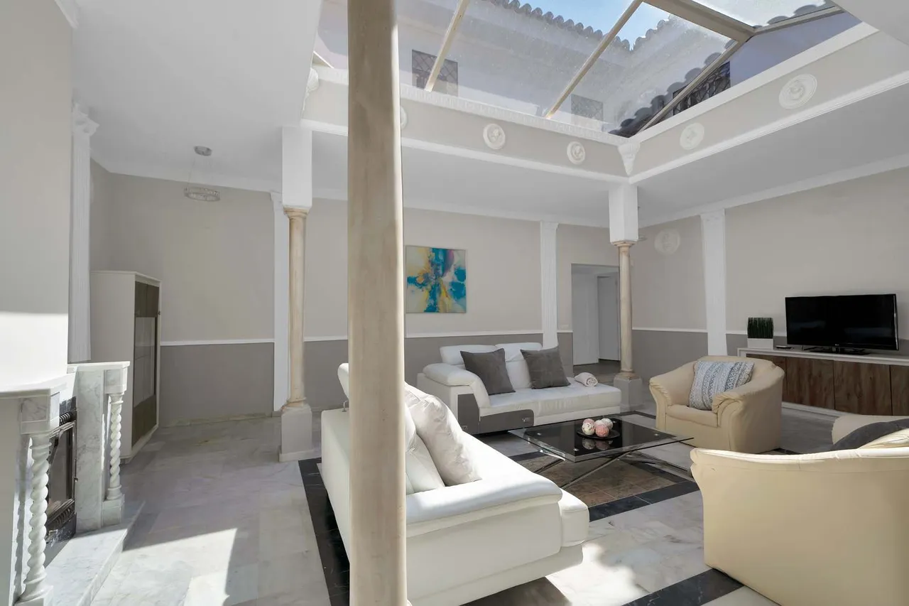 living - Casa / villa de 565m² con 150m² de jardín en venta en Este Marbella - gallery - 9