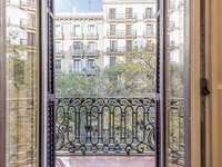living - 200m² apartment for sale in Eixample Right, Barcelona - gallery thumbnail - 8