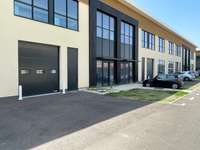 logistics - Light Industrial Premises / Offices For Rent - gallery thumbnail - 1