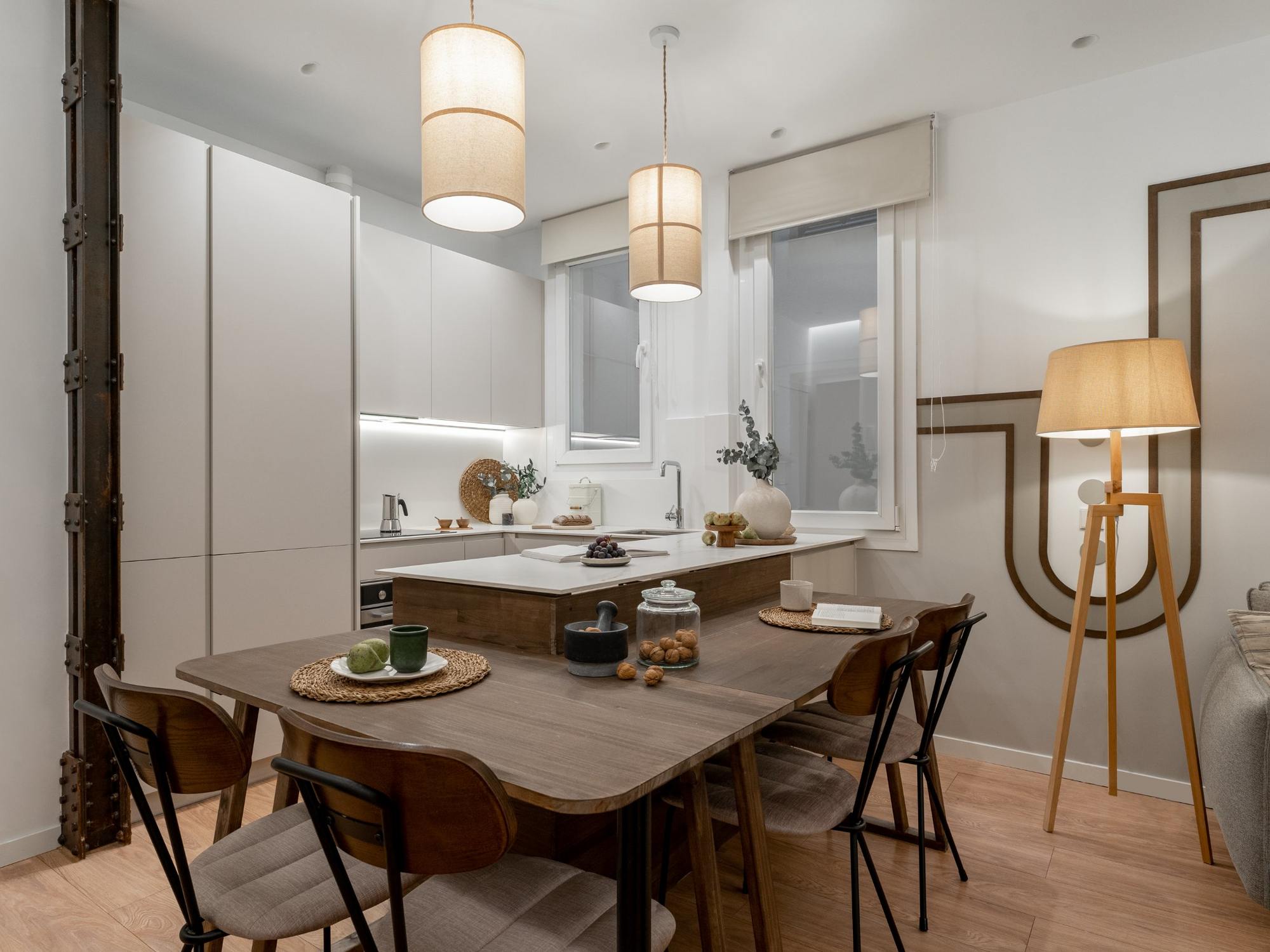 living - 67m² apartment for sale in Ríos Rosas, Madrid - gallery - 2
