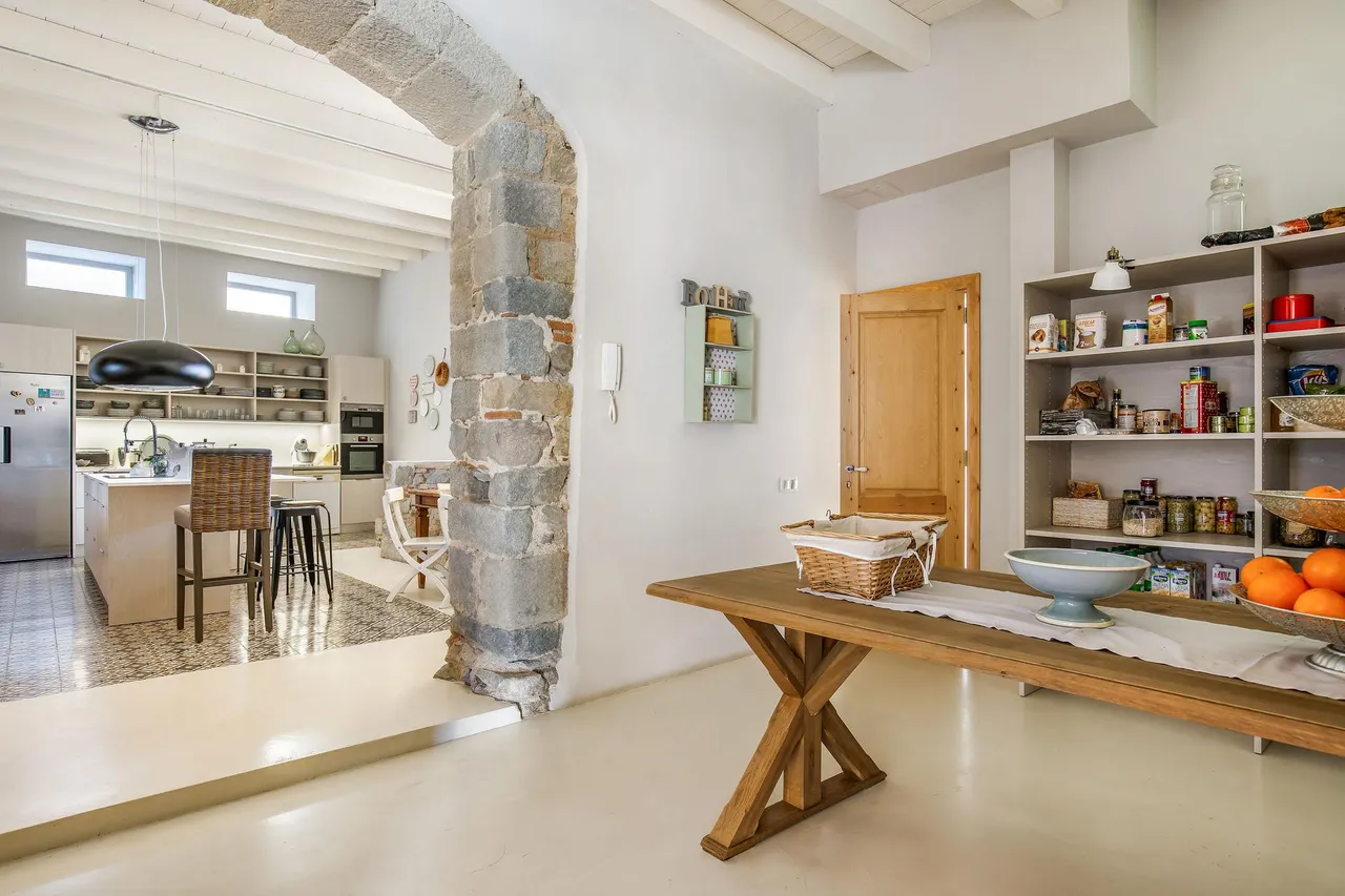 living - Masía de 689m² en venta en Tiana, Maresme - gallery - 10