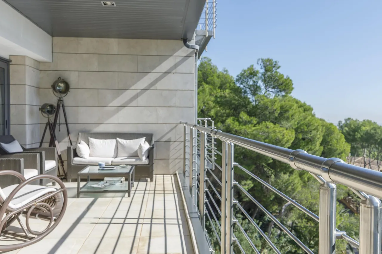 living - Casa / villa de 827m² en venta en El Bosque / Chiva - gallery - 6