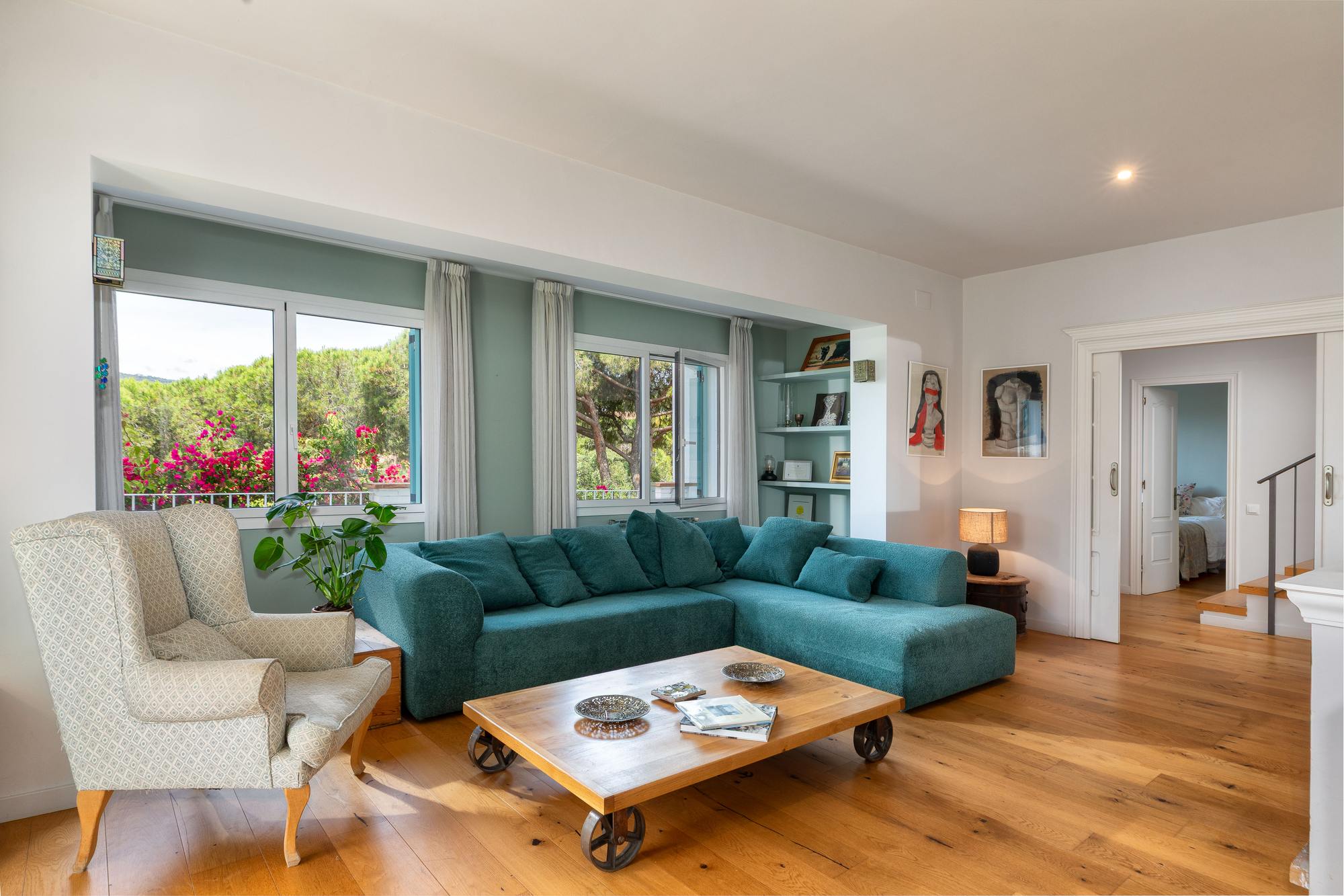 living - 392m² house / villa for sale in Cabrils, Barcelona - gallery thumbnail - 8