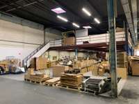 logistics - Activités / Bureaux À Louer - gallery thumbnail - 5