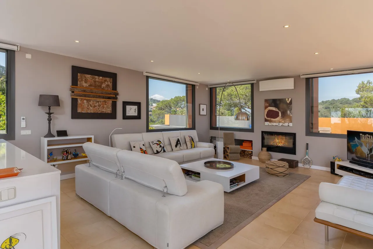 living - Casa / villa de 298m² en venta en Sa Tuna, Costa Brava - gallery - 6