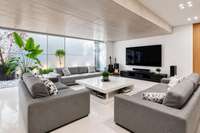 living - 560m² apartment with 300m² garden for sale in Conde de Orgaz and Piovera - gallery thumbnail - 6