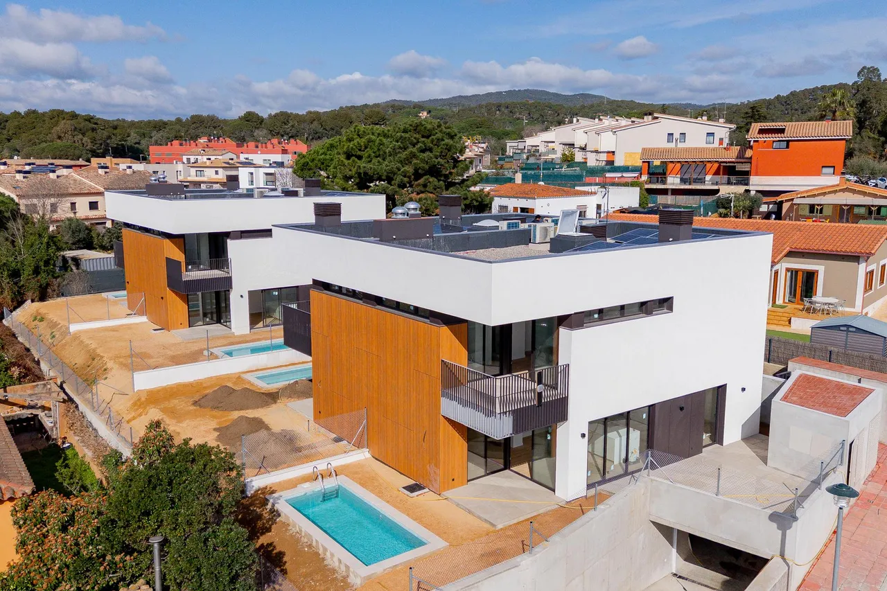 living - Casa / villa de 258m² con 151m² de jardín en venta en Palamós - gallery - 7