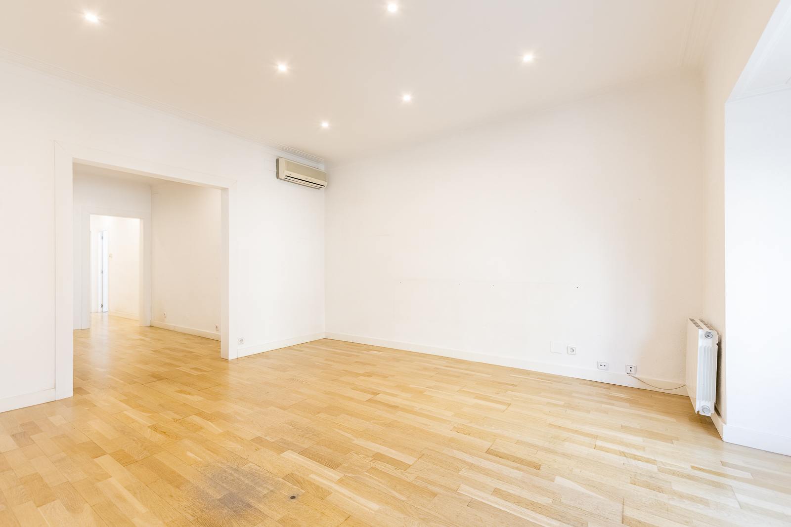 living - Piso de 138m² en venta en El Putxet, Barcelona - gallery thumbnail - 6