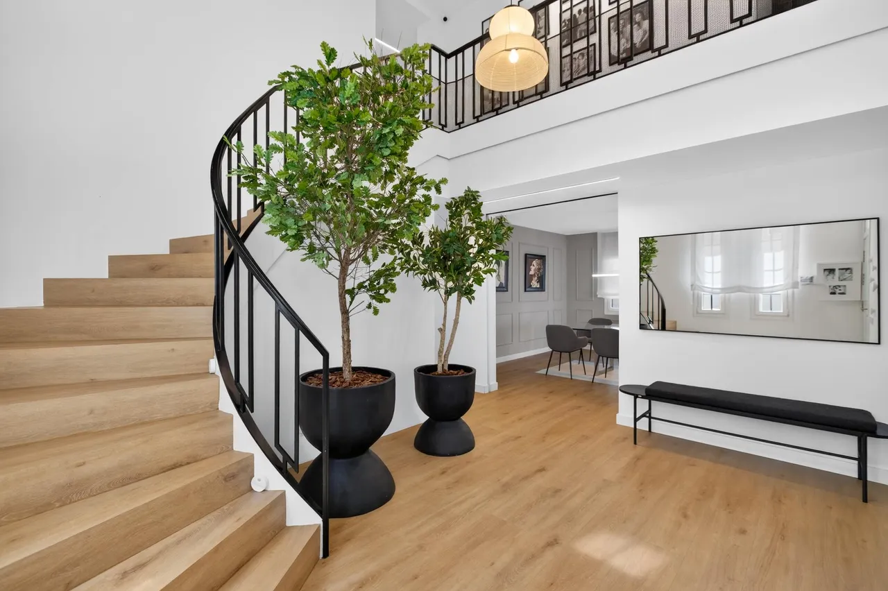 living - 486m² house / villa for sale in Tiana, Barcelona - gallery - 3