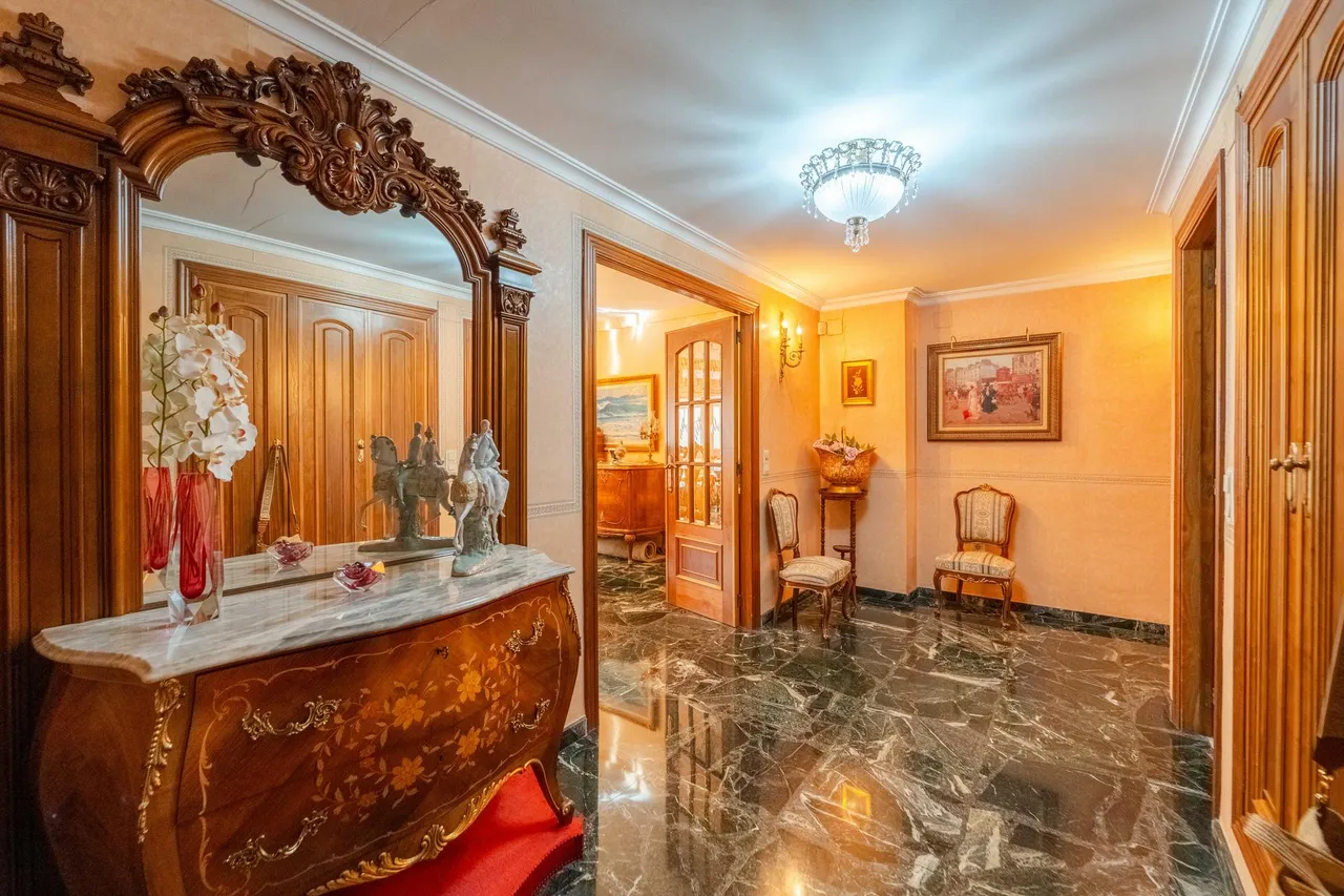 living - 200m² apartment for sale in Extramurs, Valencia - gallery - 2