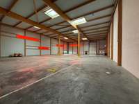 logistics - Activités / Bureaux À Louer - gallery thumbnail - 8