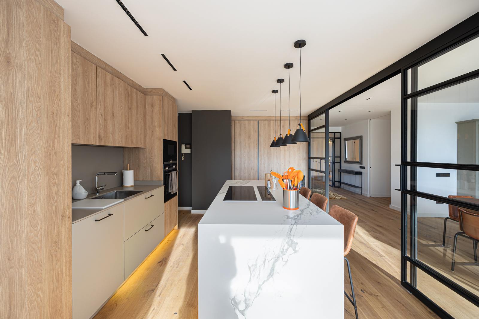 living - 210m² apartment with 20m² terrace for sale in Turó Park - gallery thumbnail - 10