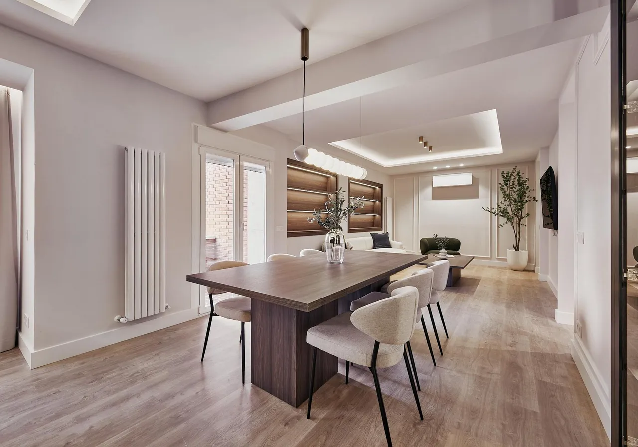 living - Piso de 154m² en venta en Almagro, Madrid - gallery - 9