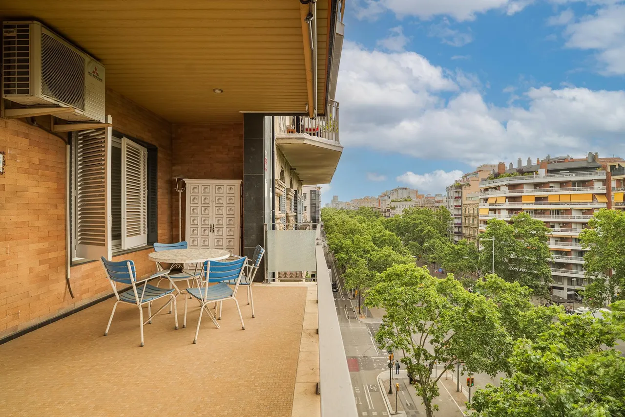 living - 160m² apartment with 18m² terrace for sale in Eixample Left - gallery - 4