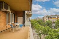 living - Piso de 160m² con 18m² terraza en venta en Eixample Izquierdo - gallery thumbnail - 4