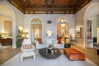living - Piso de 409m² con 264m² terraza en venta en Eixample Derecho - gallery thumbnail - 6