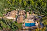 living - 1,642m² country house with 10,000m² garden for sale in El Gironés - gallery thumbnail - 1