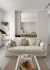 living - 128m² apartment for rent in Ruzafa, Valencia - gallery thumbnail - 5