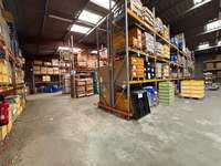 logistics - Entrepôt / Bureaux À Louer - gallery thumbnail - 4